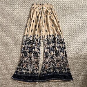 Bohemian Wide-Leg Pants with Floral Pattern